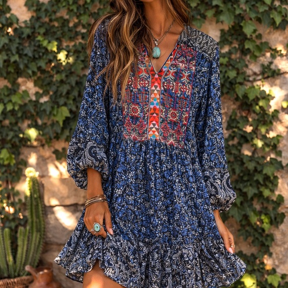 Sundance Dresses & Skirts - SUNDANCE Blue Patterned Boho Mini Dress, S